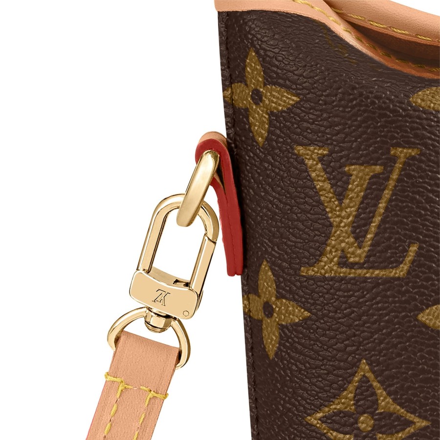 Women Louis Vuitton Iconic Monogram Bags | Fold Me Pouch