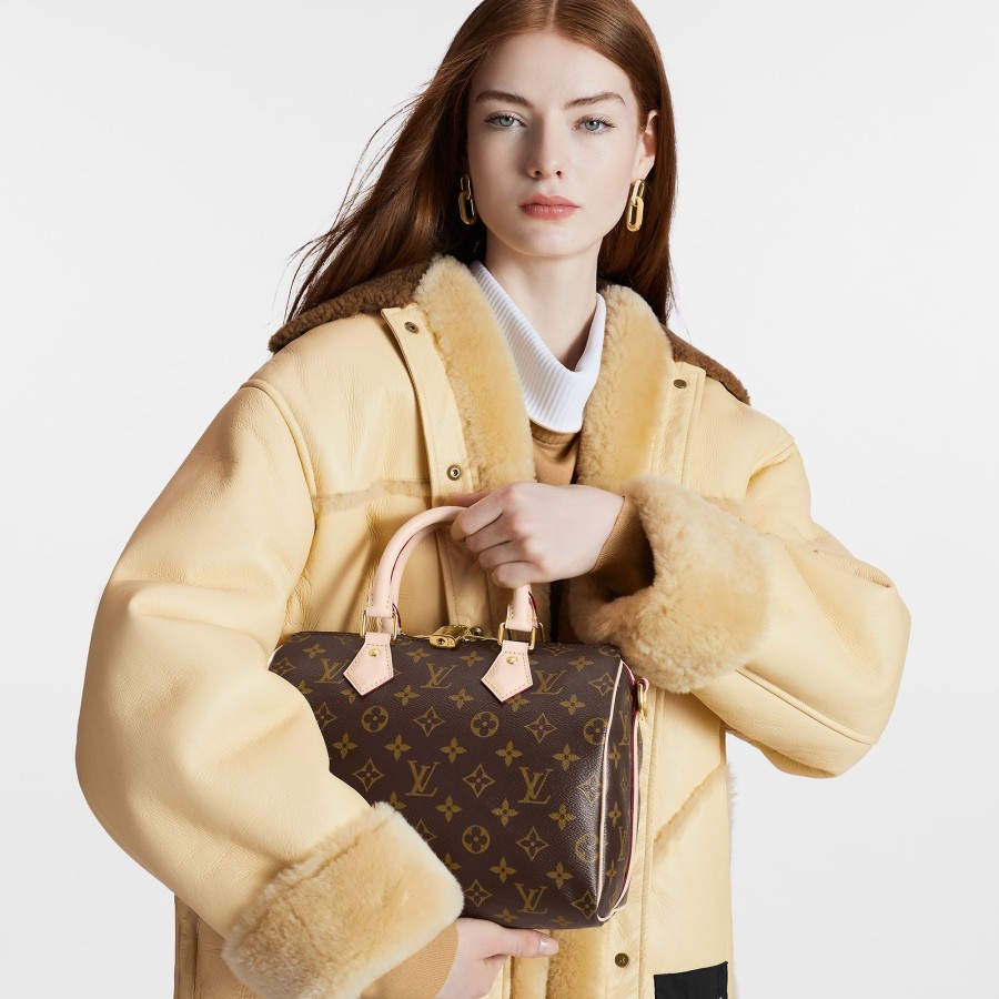 Women Louis Vuitton Iconic Monogram Bags | Speedy Bandouliere 25