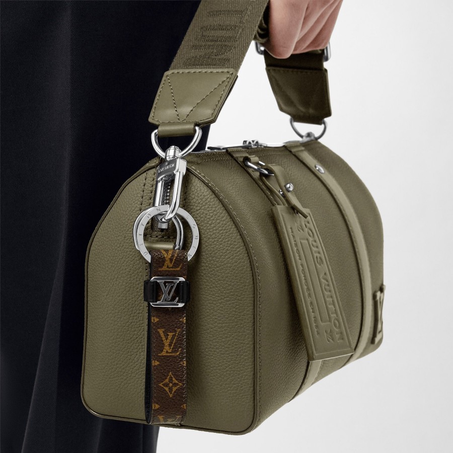 Men Louis Vuitton Key Holders And Bag Charms | Lv Dragonne Key Holder