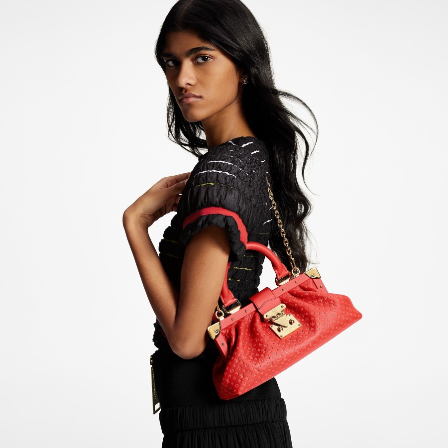 Women Louis Vuitton Shoulder And Cross Body Bags | Monogram Clutch Red