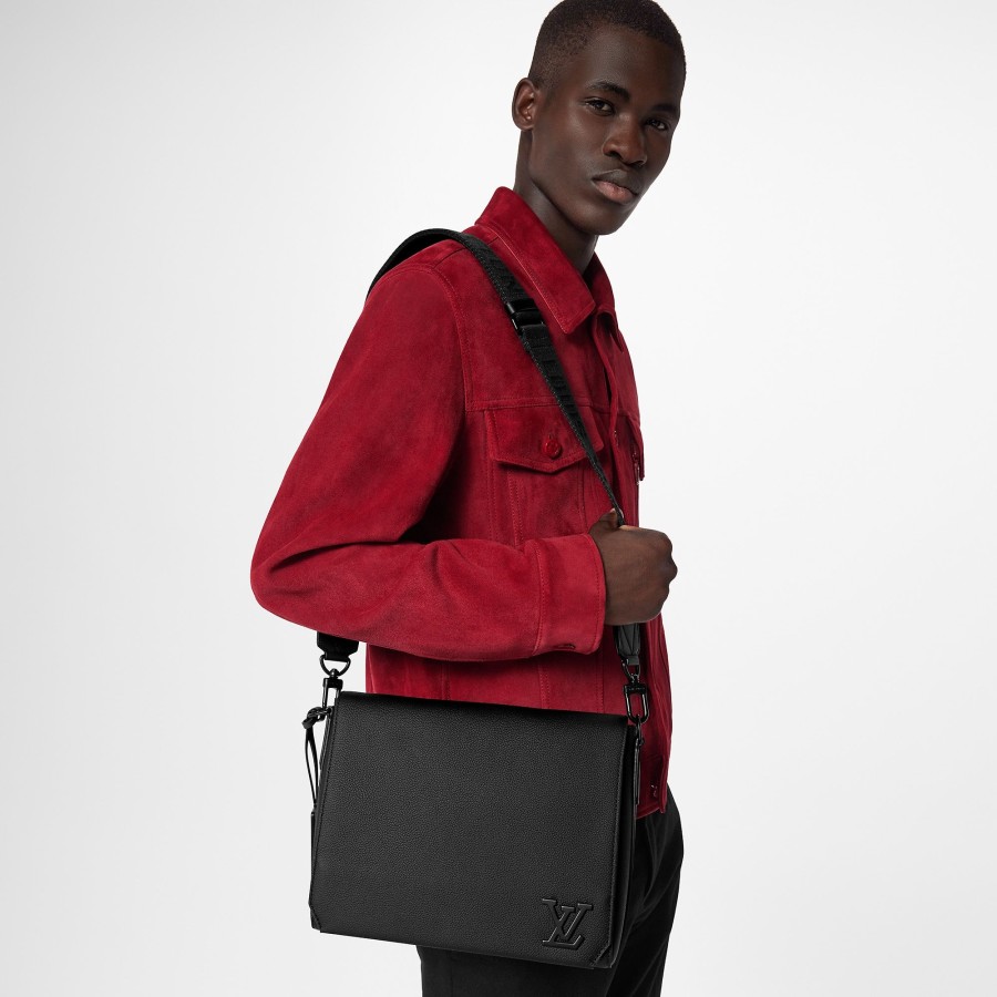 Men Louis Vuitton Crossbody Bags | Takeoff Messenger